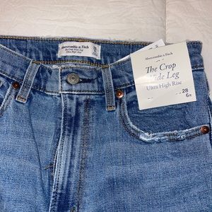 The Crop Ultra High Rise Jeans Abercrombie